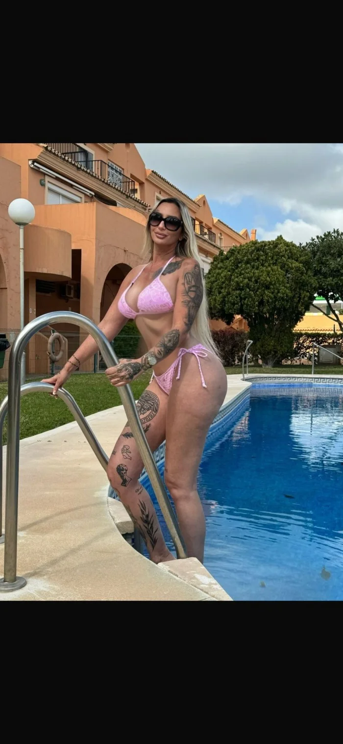 Escort latina curvy en Mijas