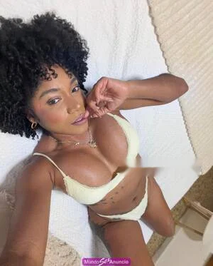 Escort mulata curvy en Sagunto