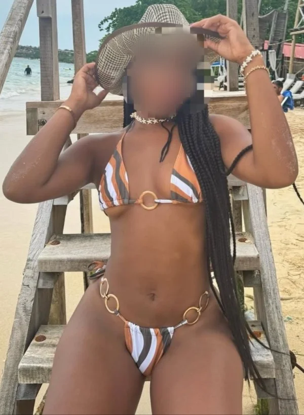 Escort mulata curvy en Málaga