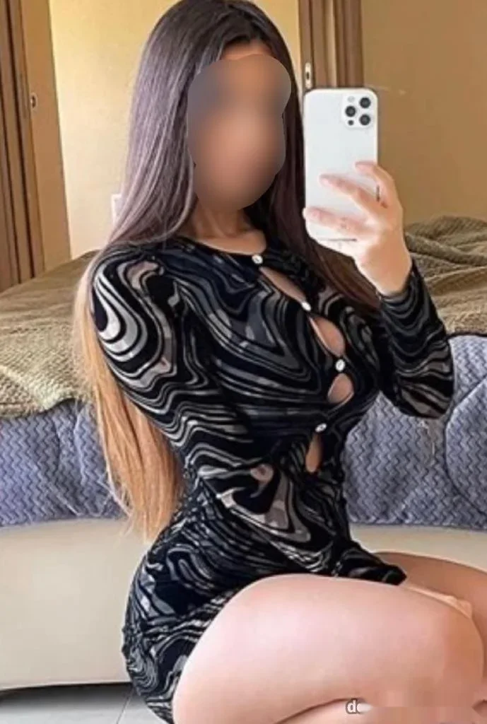 Escort latina curvy en Madrid