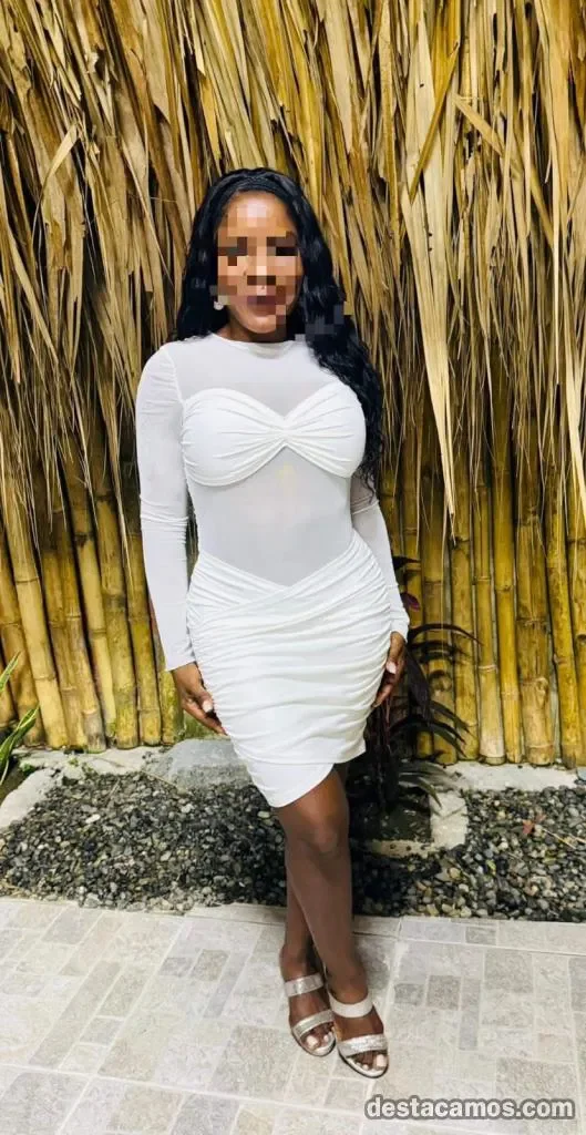 Escort mulata curvy en Cádiz