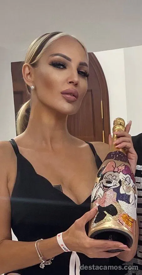 Escort latina curvy en Alicante