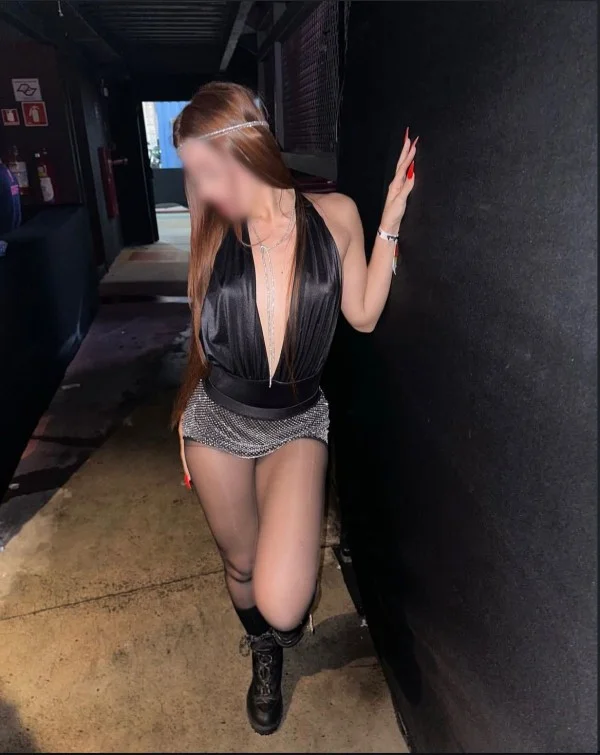 Escort latina curvy en Madrid