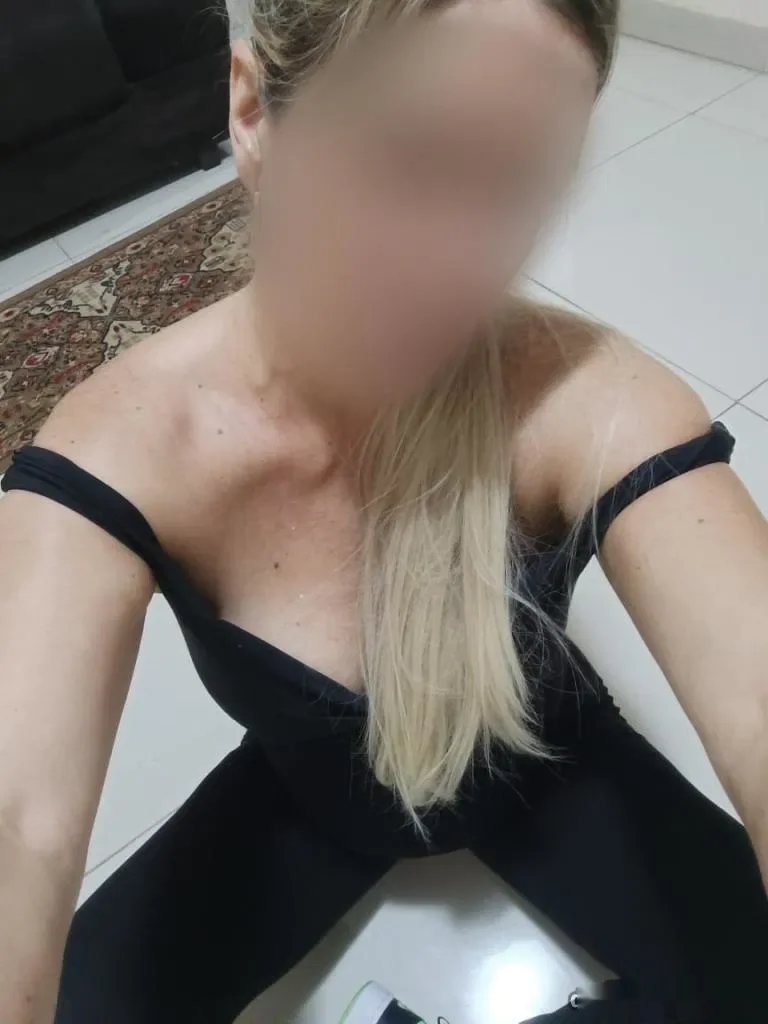 Escort blanca curvy en Granada