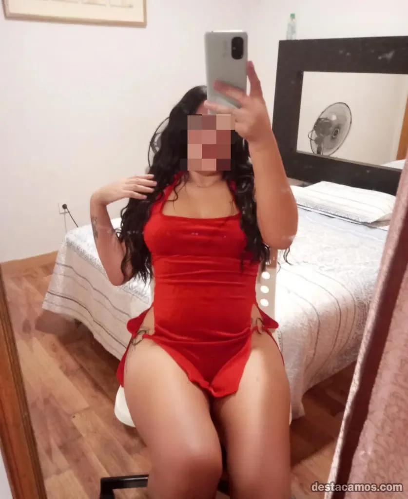 Escort latina curvy en Granada