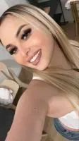 Escort blanca delgada en Cádiz