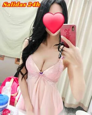Escort asiática curvy en Irún