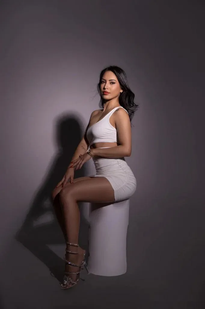 Escort latina curvy en Málaga