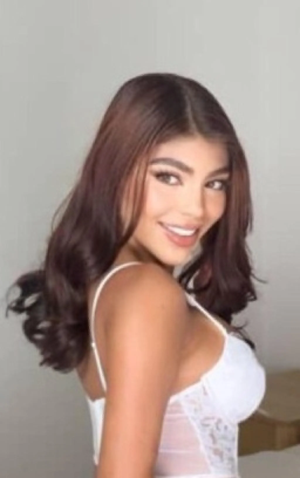 Escort latina curvy en Málaga