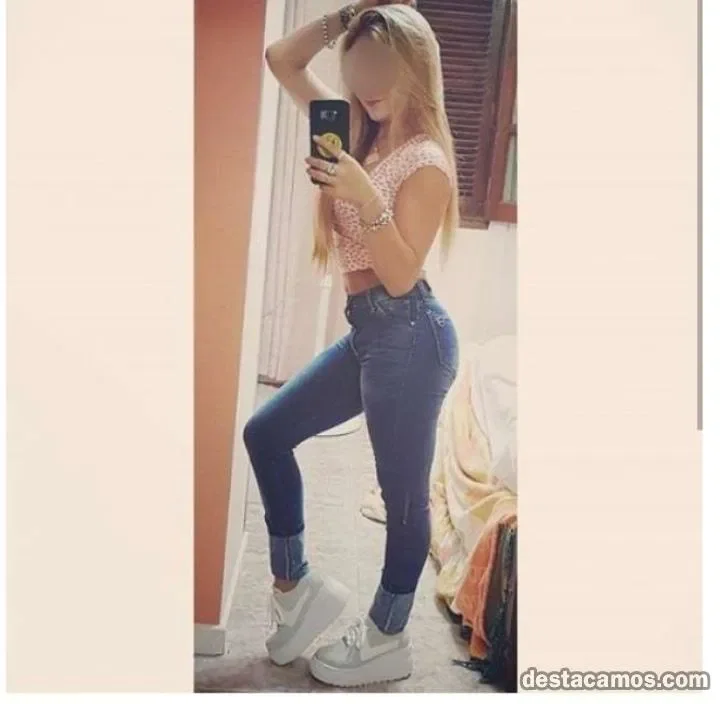 Escort blanca delgada en Cantabrana