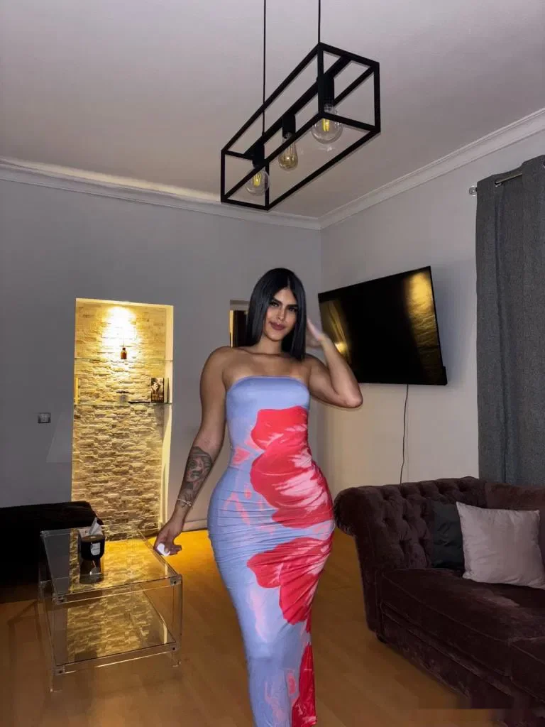 Escort latina curvy en Málaga