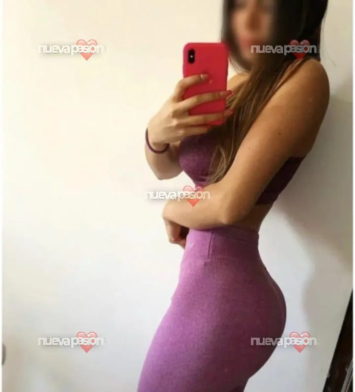 Escort latina curvy en Palencia
