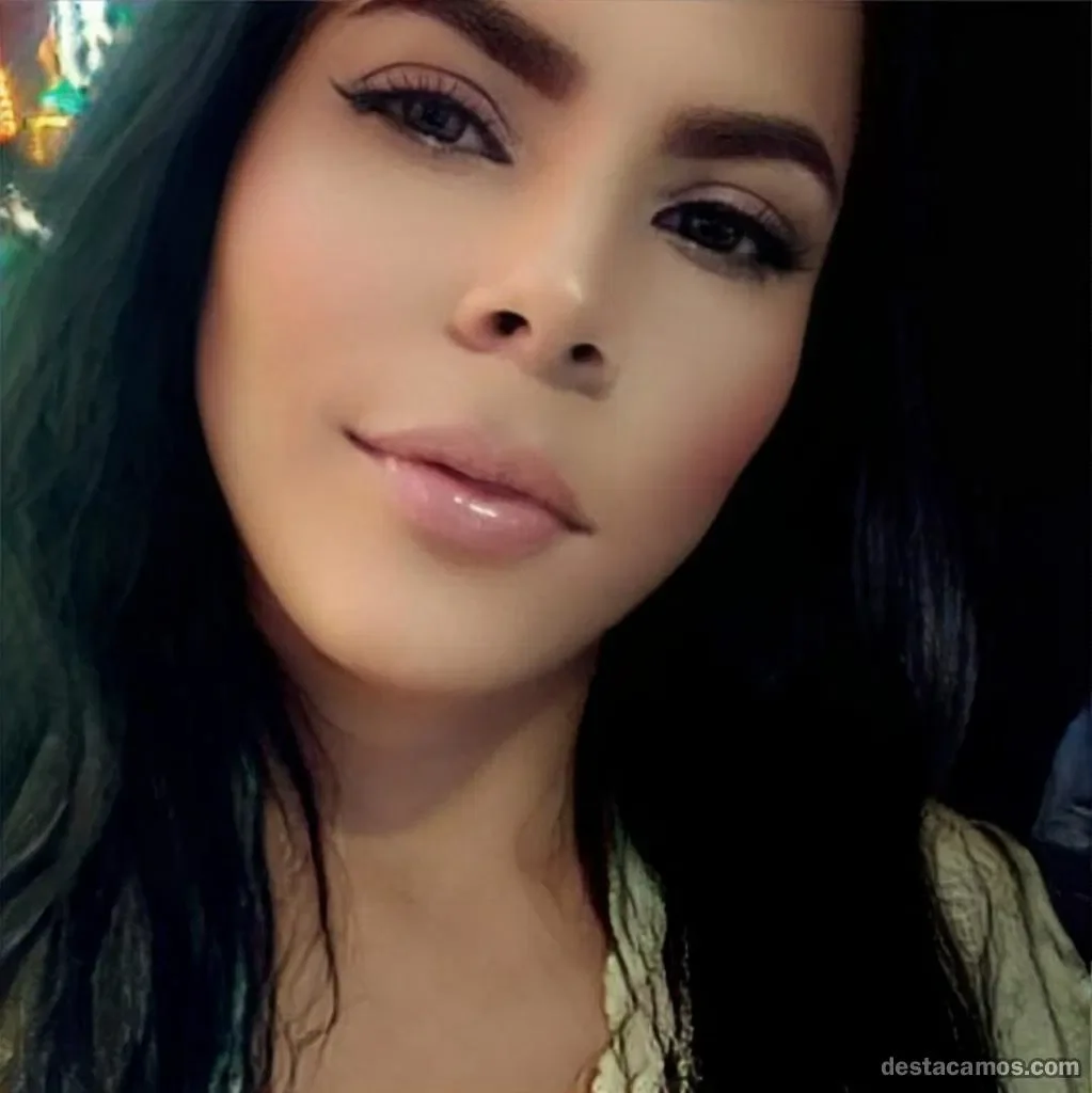 Escort latina curvy en Granada