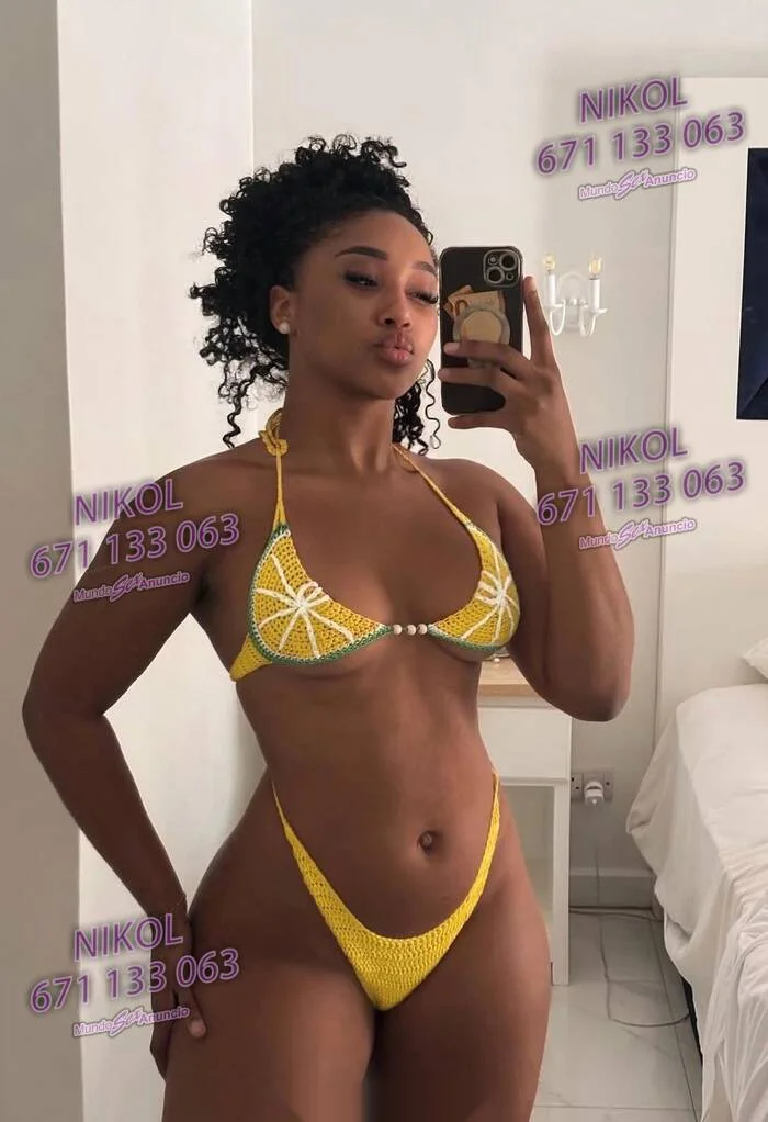 Escort mulata curvy en Málaga