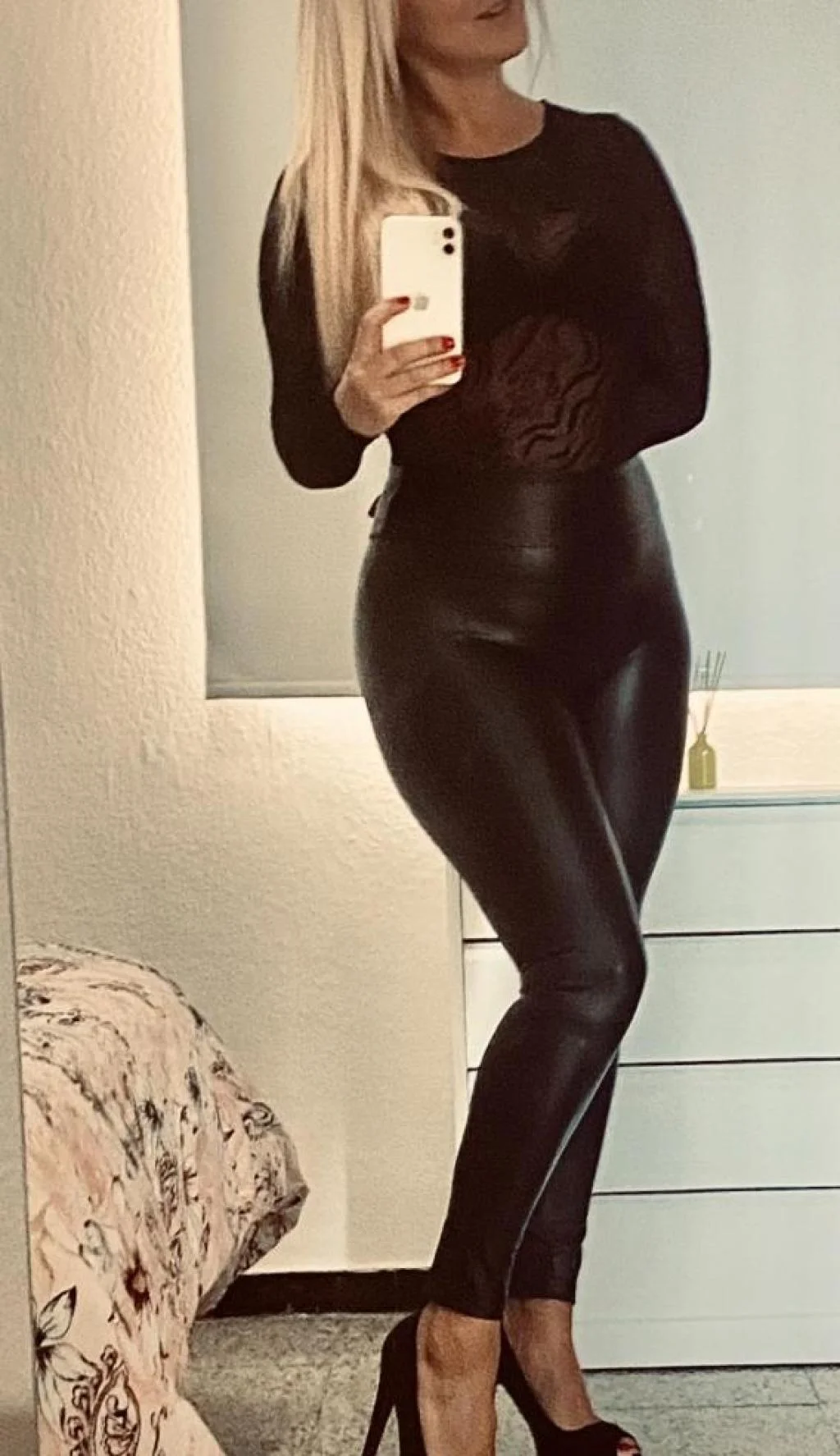 Escort blanca curvy en Santa Cruz de Tenerife