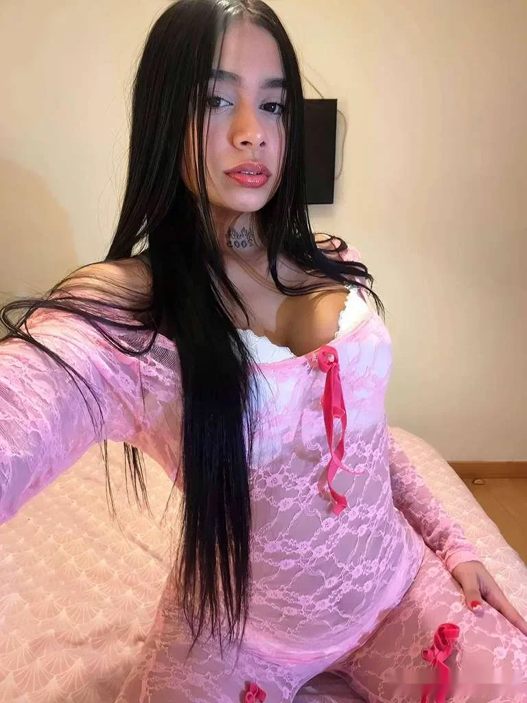 Escort latina curvy en Oviedo