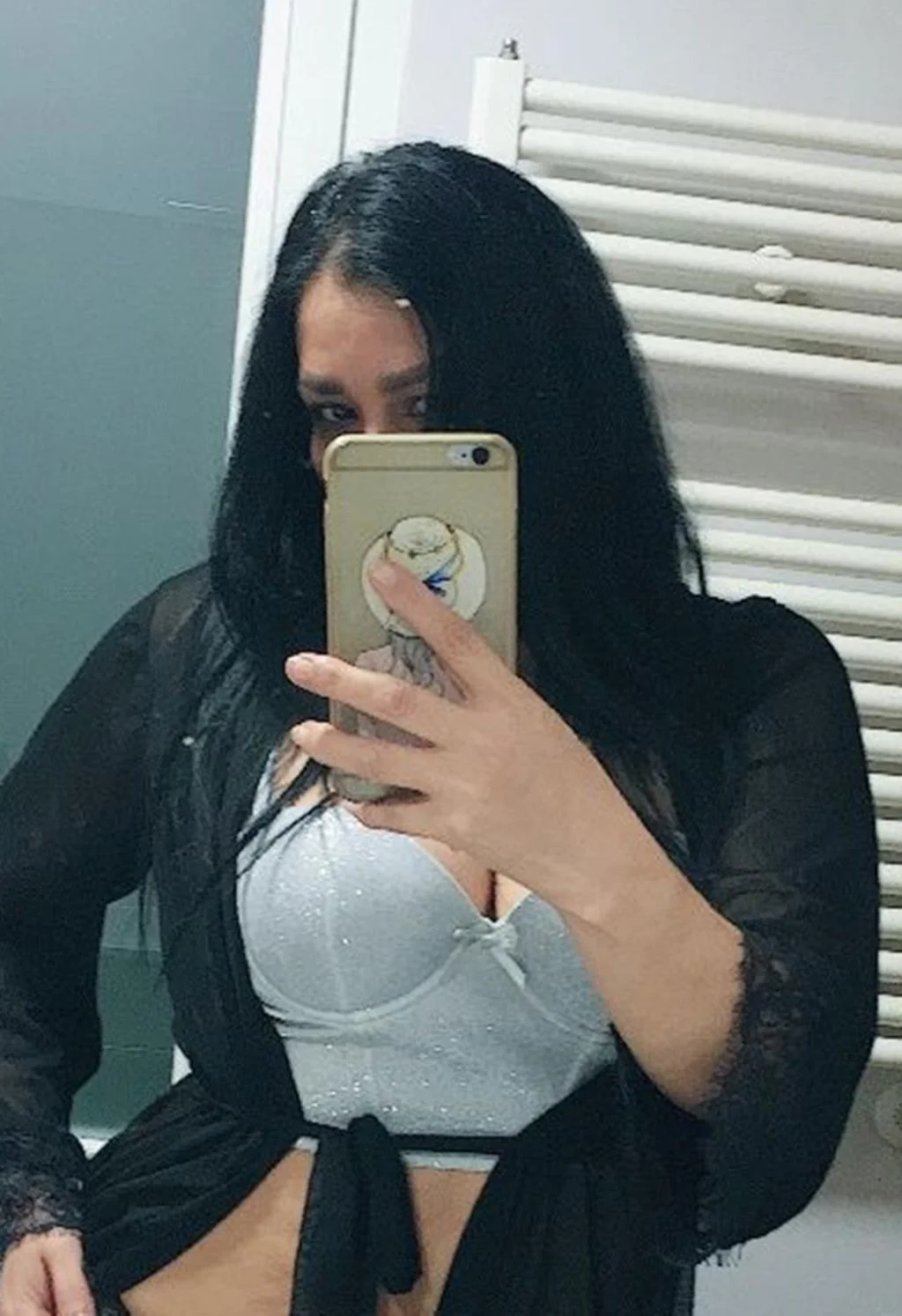 Escort latina curvy en Vitoria