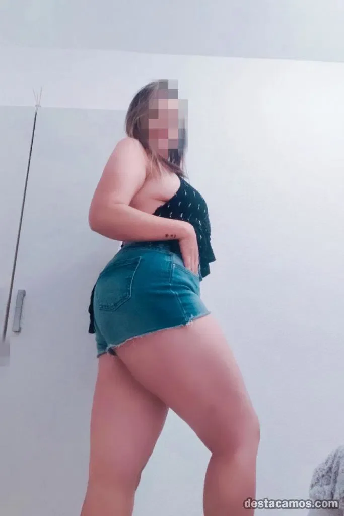 Escort latina curvy en Cádiz