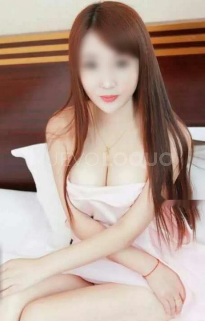 Escort latina curvy en Sevilla