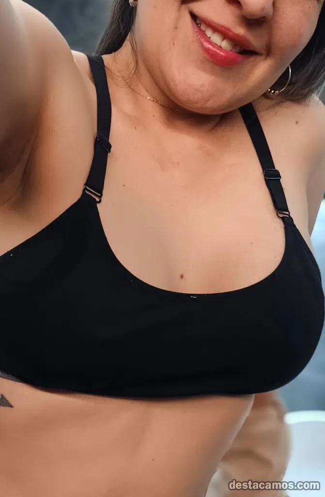 Escort latina curvy en La Coruña