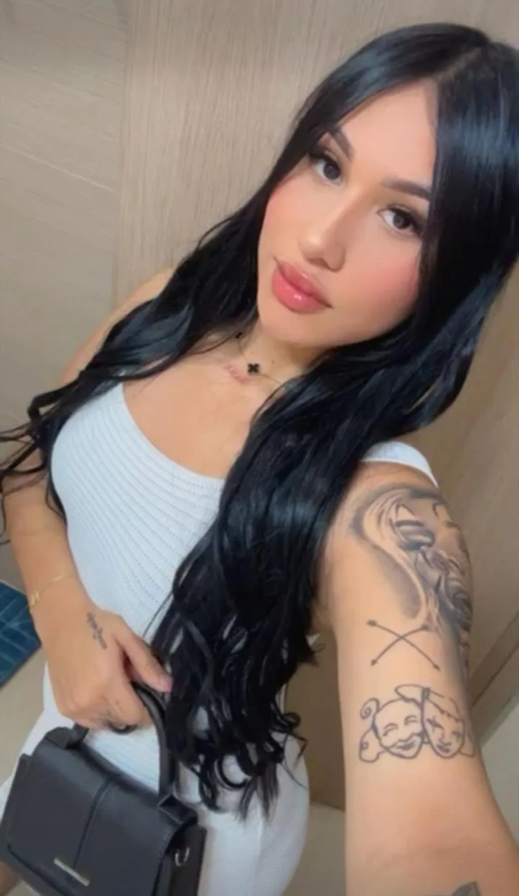 Escort latina curvy en Gijón