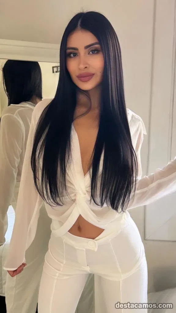 Escort latina curvy en Ibiza