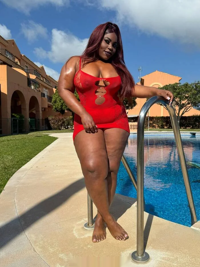 Escort mulata curvy en Mijas