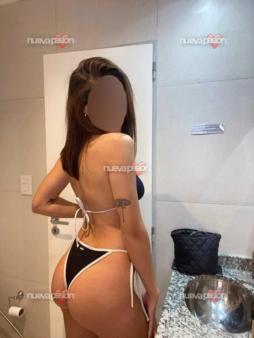 Escort latina curvy en Granada