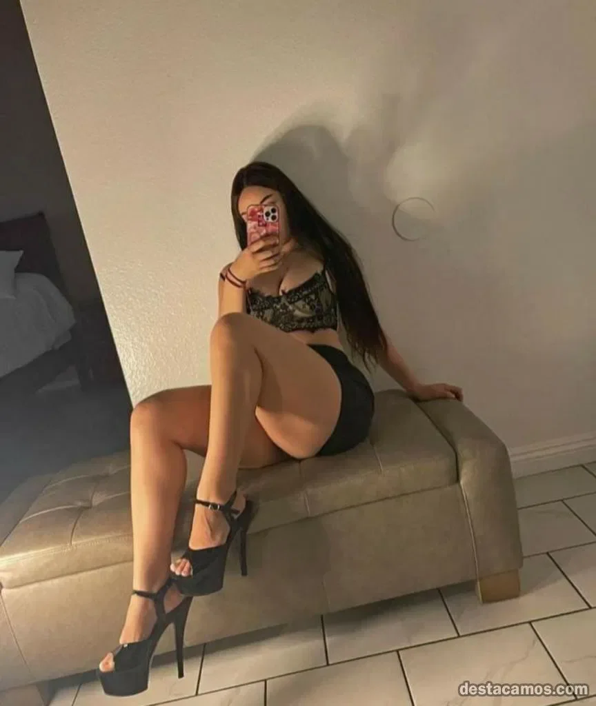 Escort latina curvy en Ibiza