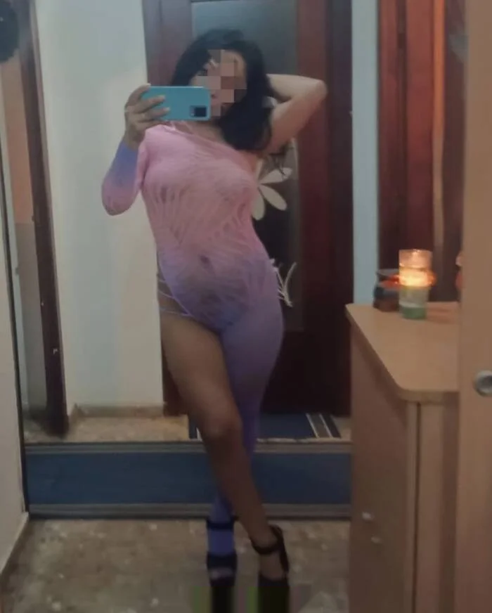 Escort latina curvy en Valencia