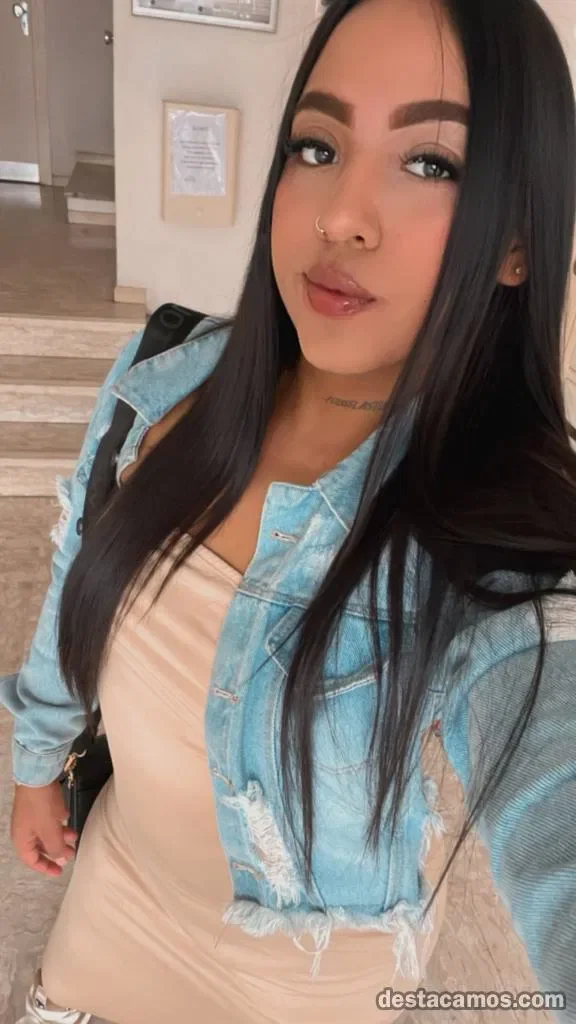 Escort latina curvy en Valencia