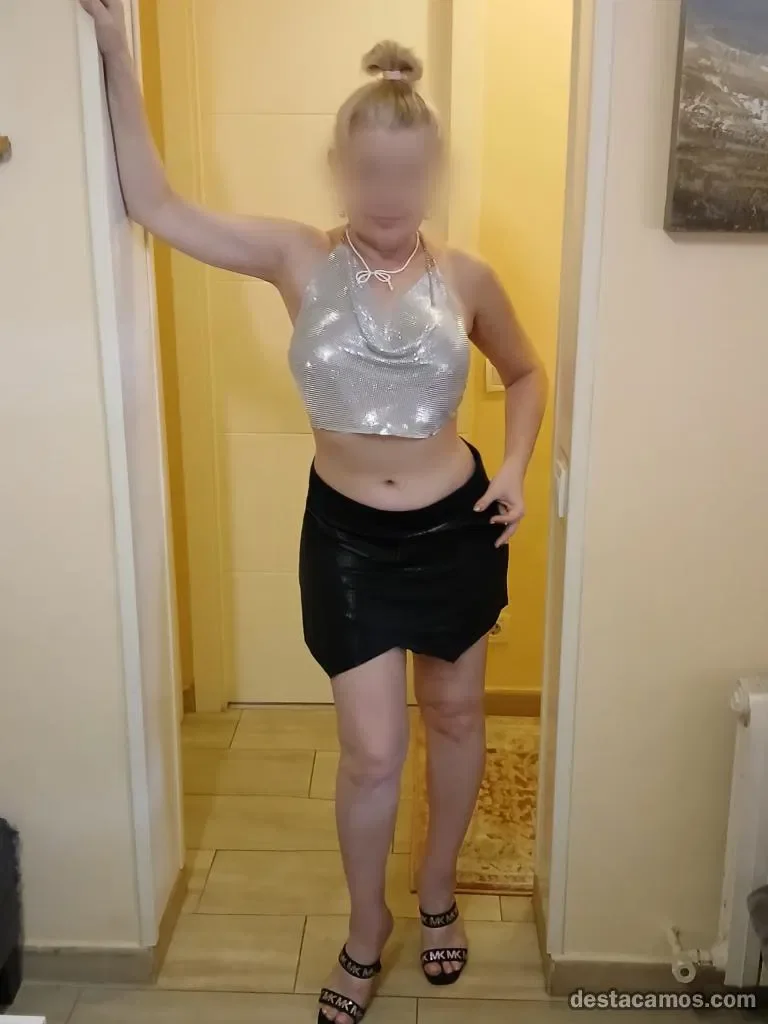 Escort blanca curvy en Madrid