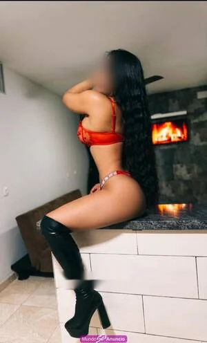 Escort latina curvy en Vélez-Málaga