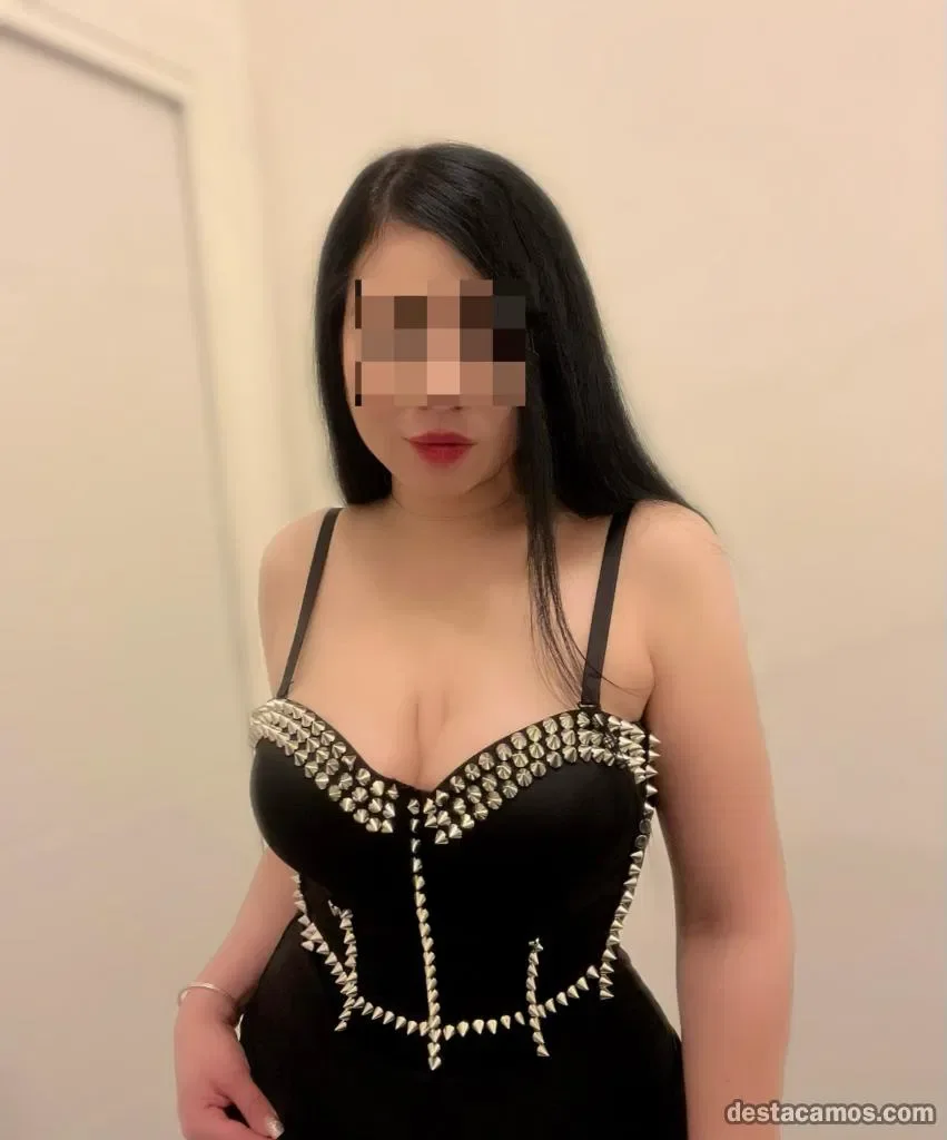 Escort latina curvy en Madrid