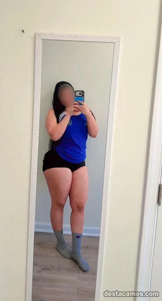 Escort latina curvy en Vitoria