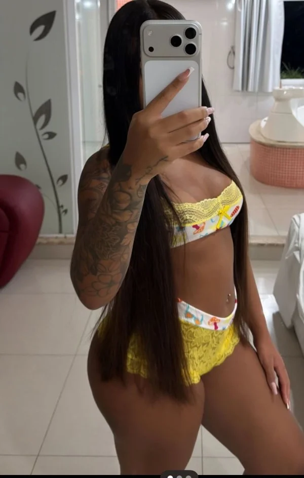 Escort latina curvy en Manresa