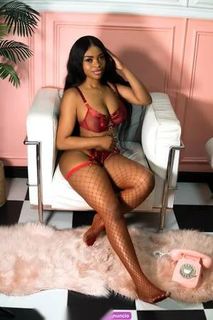 Escort mulata curvy en Puerto de la Cruz