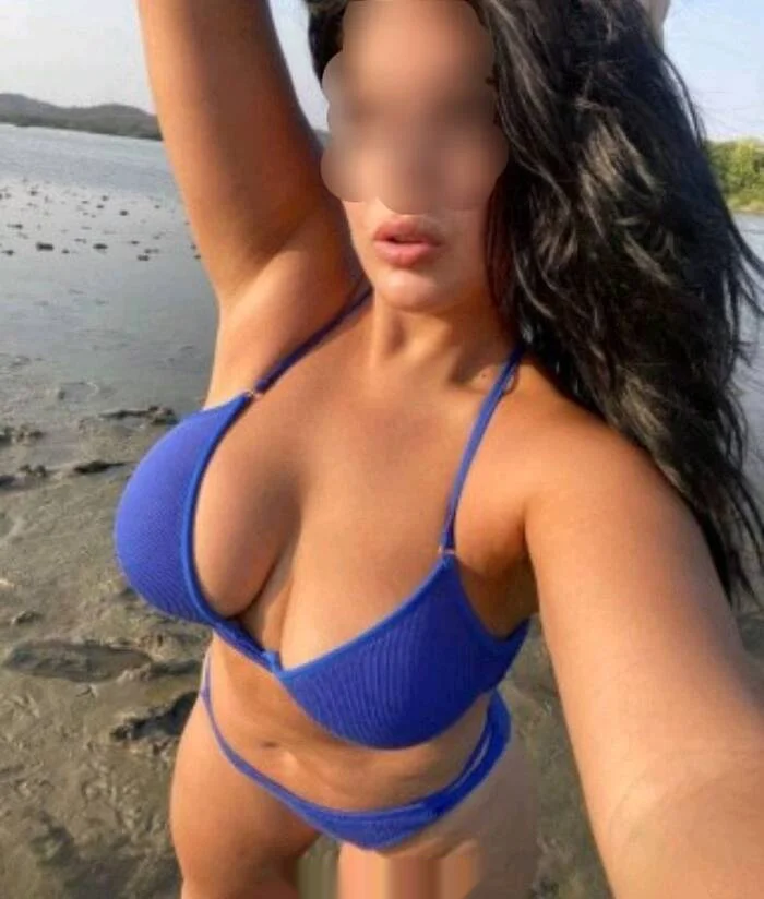 Escort latina curvy en Alcoy