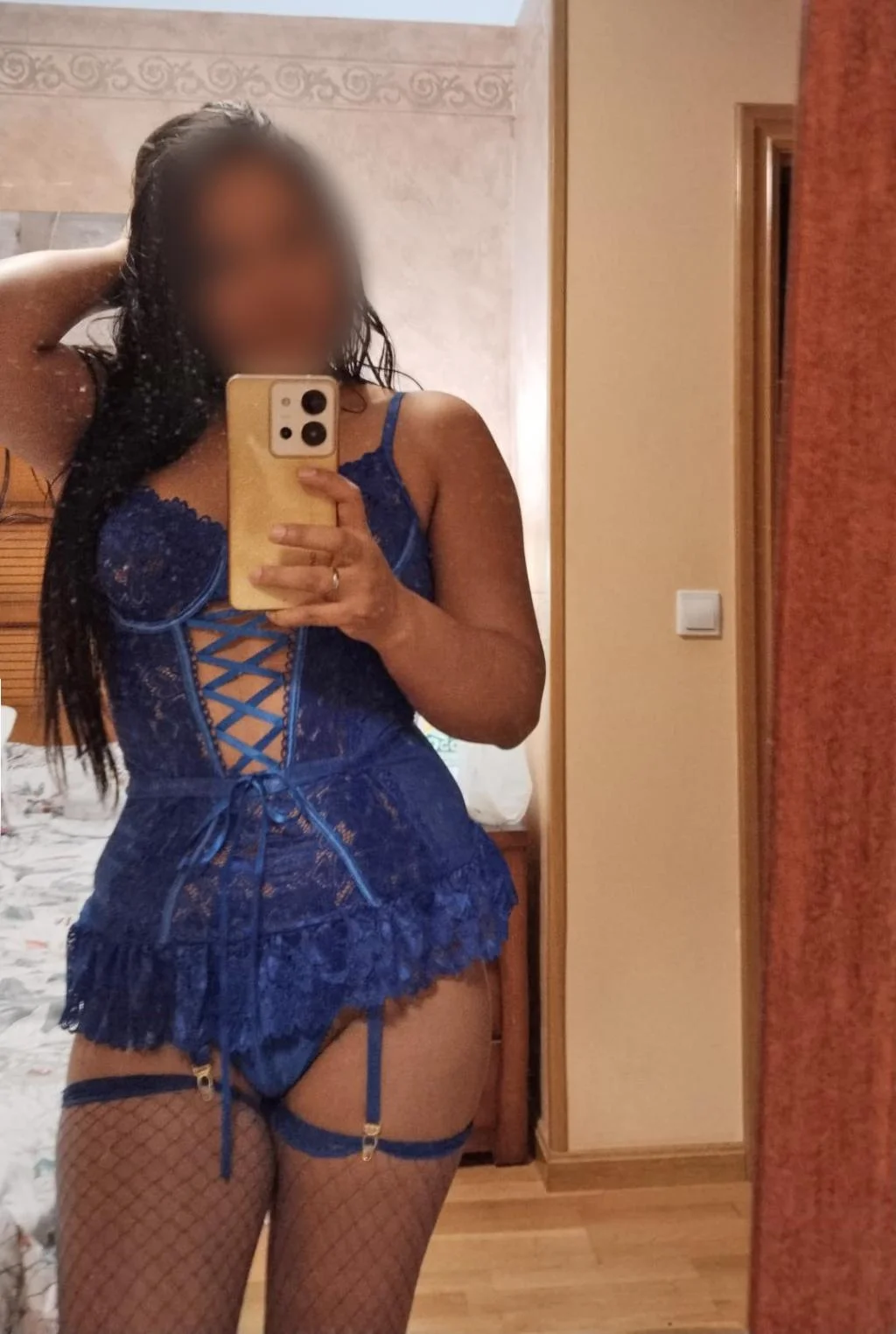 Escort mulata curvy en Vitoria