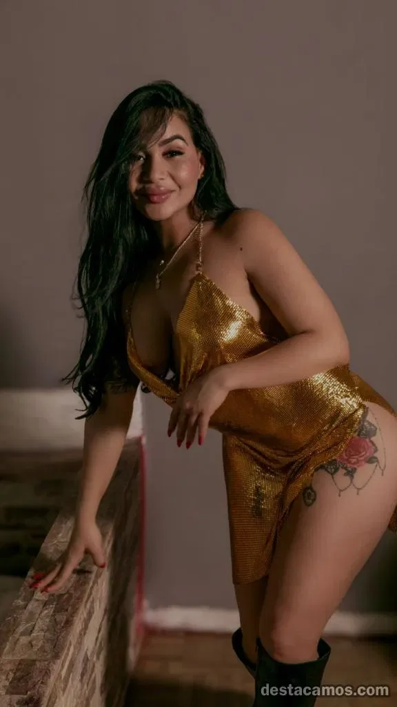 Escort latina curvy en Madrid