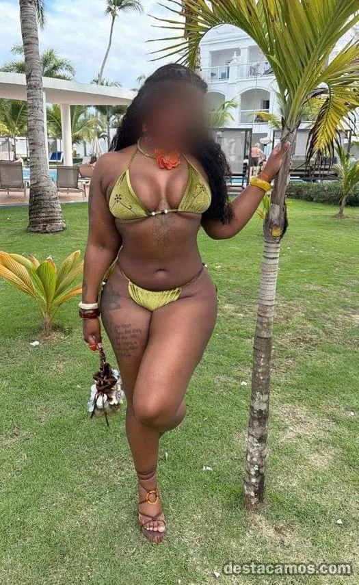 Escort mulata curvy en Jaén