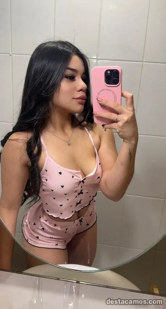 Escort latina curvy en Orense