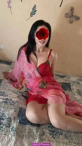 Escort asiática curvy en Lérida