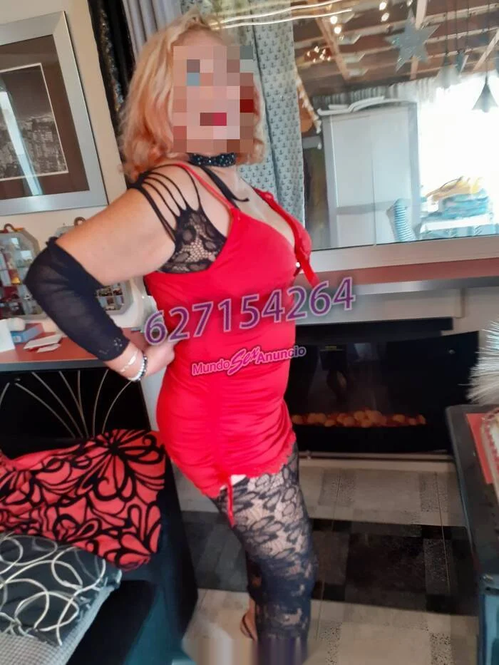 Escort blanca curvy en Torremolinos