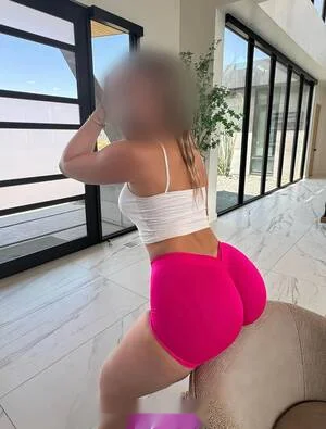 Escort latina curvy en Reus