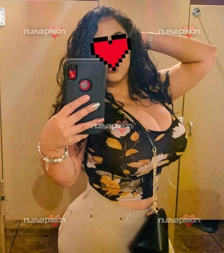 Escort latina curvy en Madrid