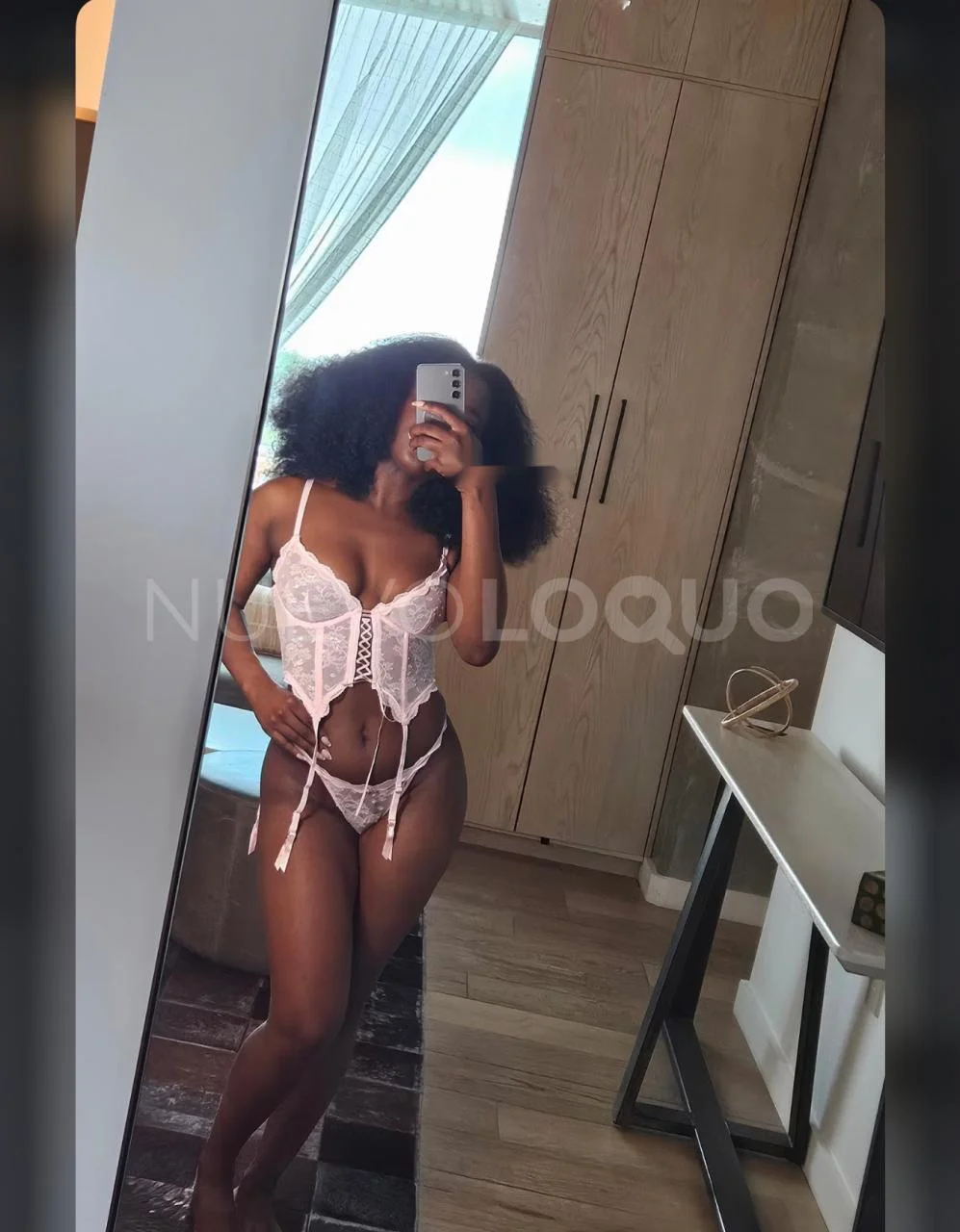Escort mulata curvy en Barcelona