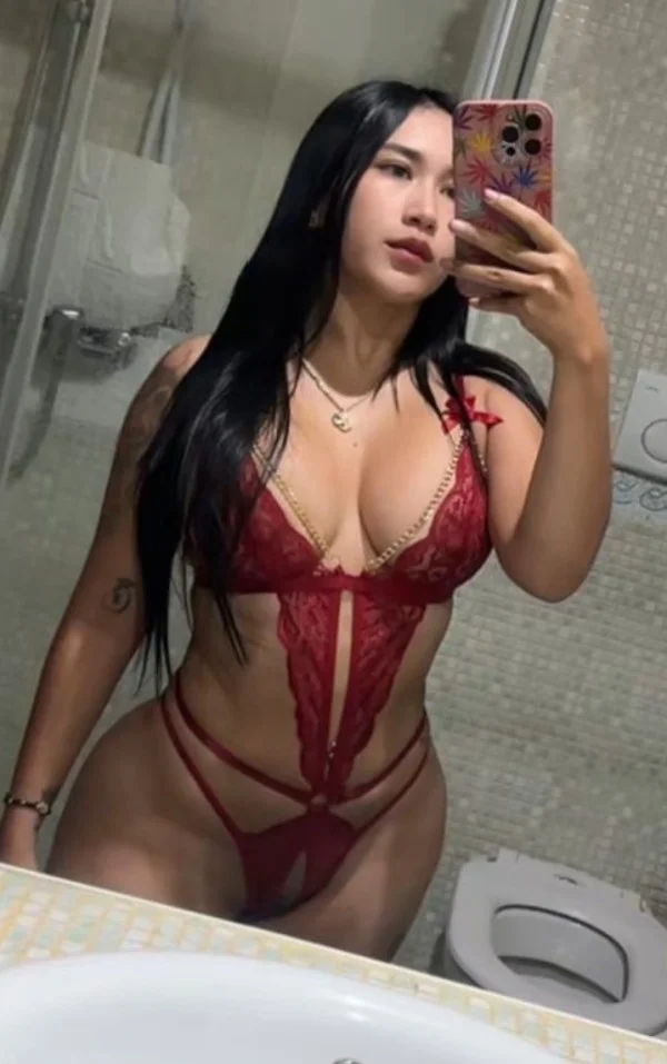 Escort latina curvy en Fuengirola