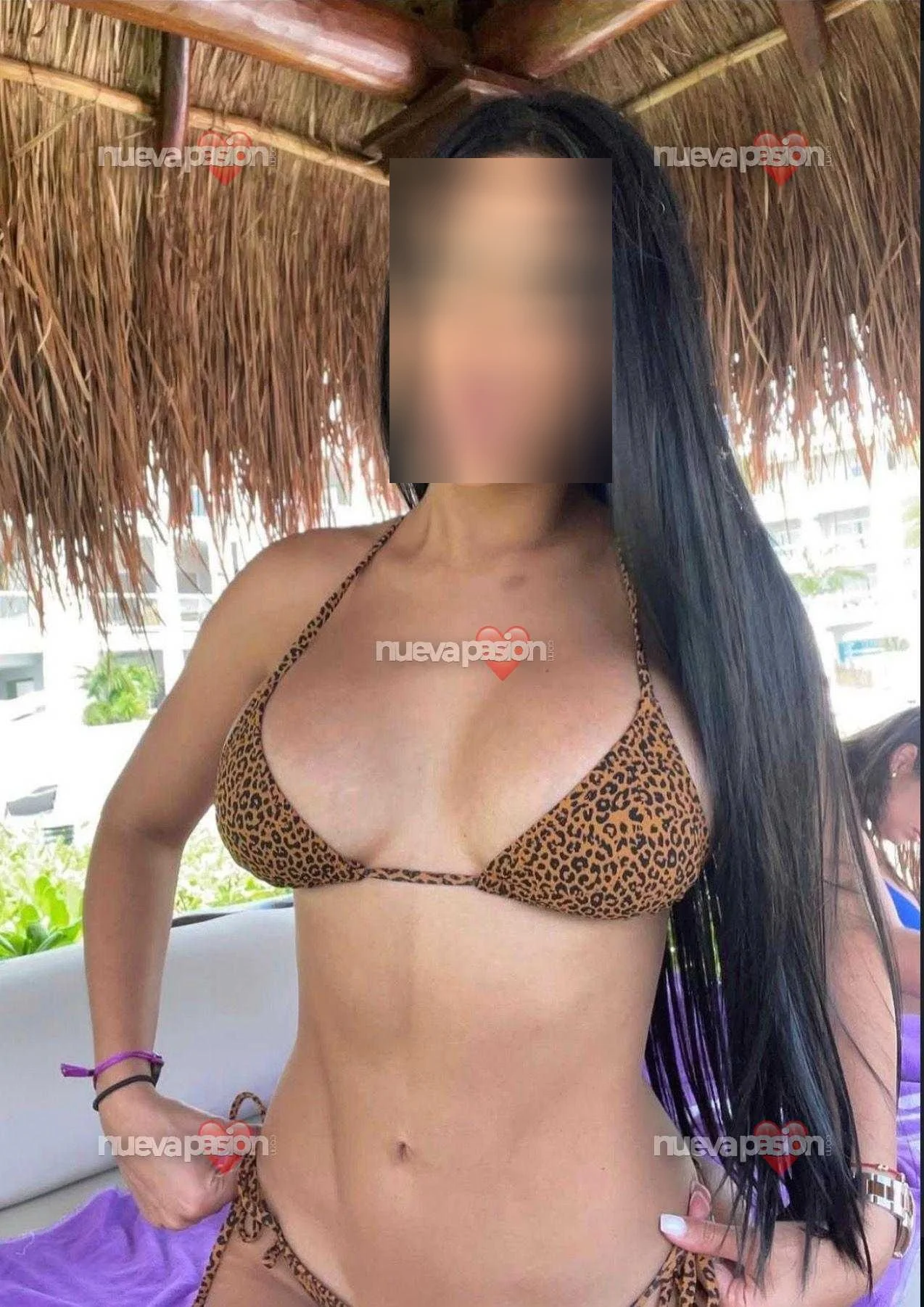 Escort latina curvy en Rubí