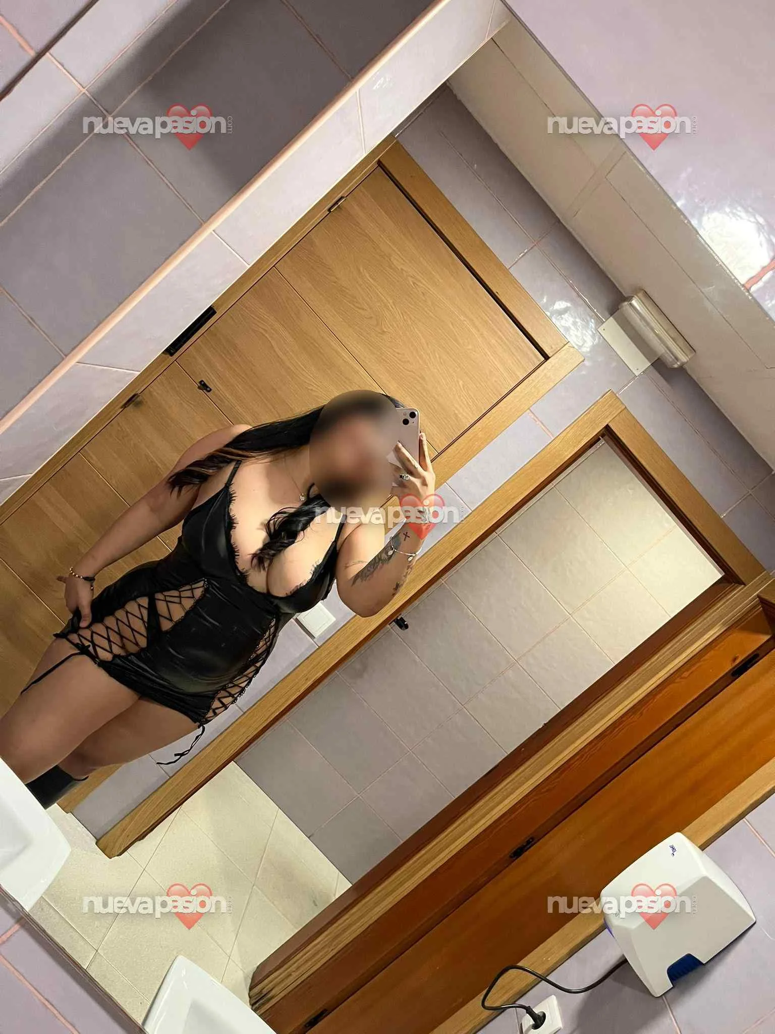 Escort latina curvy en Cádiz